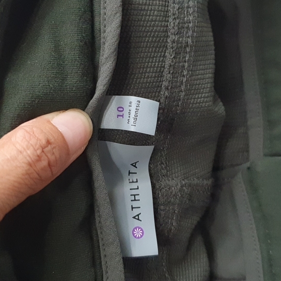 Athleta Wander Utility Stretch Stash Pants - Picture 4 of 12